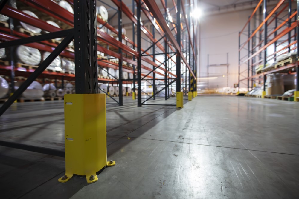 organizar almacenes con estanterías industriales